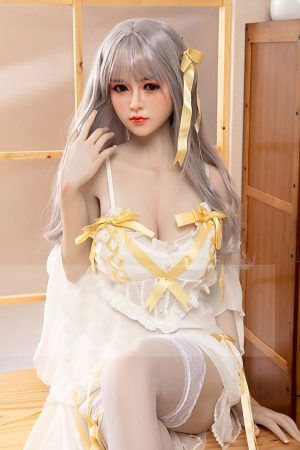 脚が柔軟な等身大激安ダッチワイフ160cm
