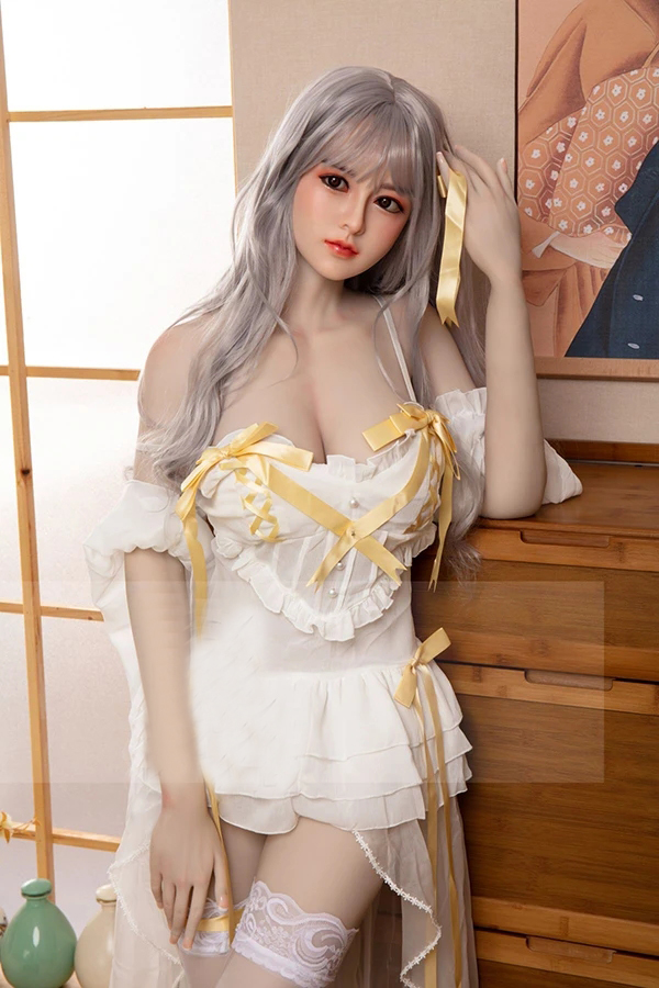 脚が柔軟な等身大激安ダッチワイフ惠美 160cm - 画像 (5)