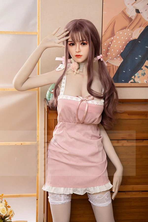 膣、肛門、乳房プレイが可能なリアルなセックスドールEmi 160cm